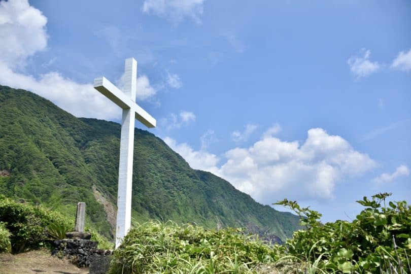 Oshima Island's Perfect Guide: Must-see spots, Activities, Accommodation and Access, izu islands, Tokyo Islands, Tokyo, Japan, tokyo travel, Japan travel, volcanic island, habu, fudeshima, volcano, Otain Monument, Julia's cross