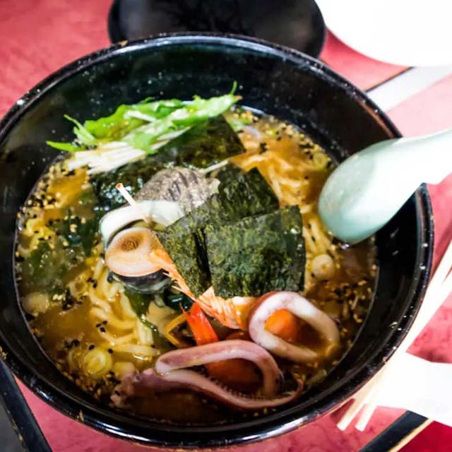 Kāchan: Miso Soup Seafood ramen and Local Cuisine Restaurant