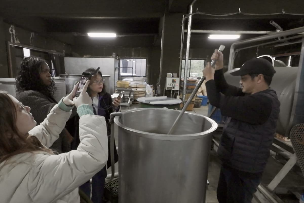 hachijojima, island hopping, tour, fam trip, Charted Business Jet, helicopter, tokyo islands, izu islands, tokyo, japan, Tokyo travel, japan travel, Hachijojimashuzo, Hachijojima distillery