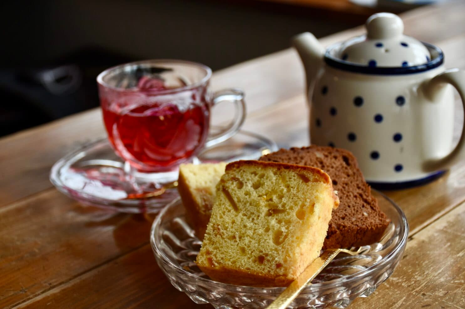 MOMOMOMO, cafe, izu oshima, oshima island, tokyo islands, izu islands, motomachi, Pound Cake Set, sweets, oceanview, tokyo, japan
