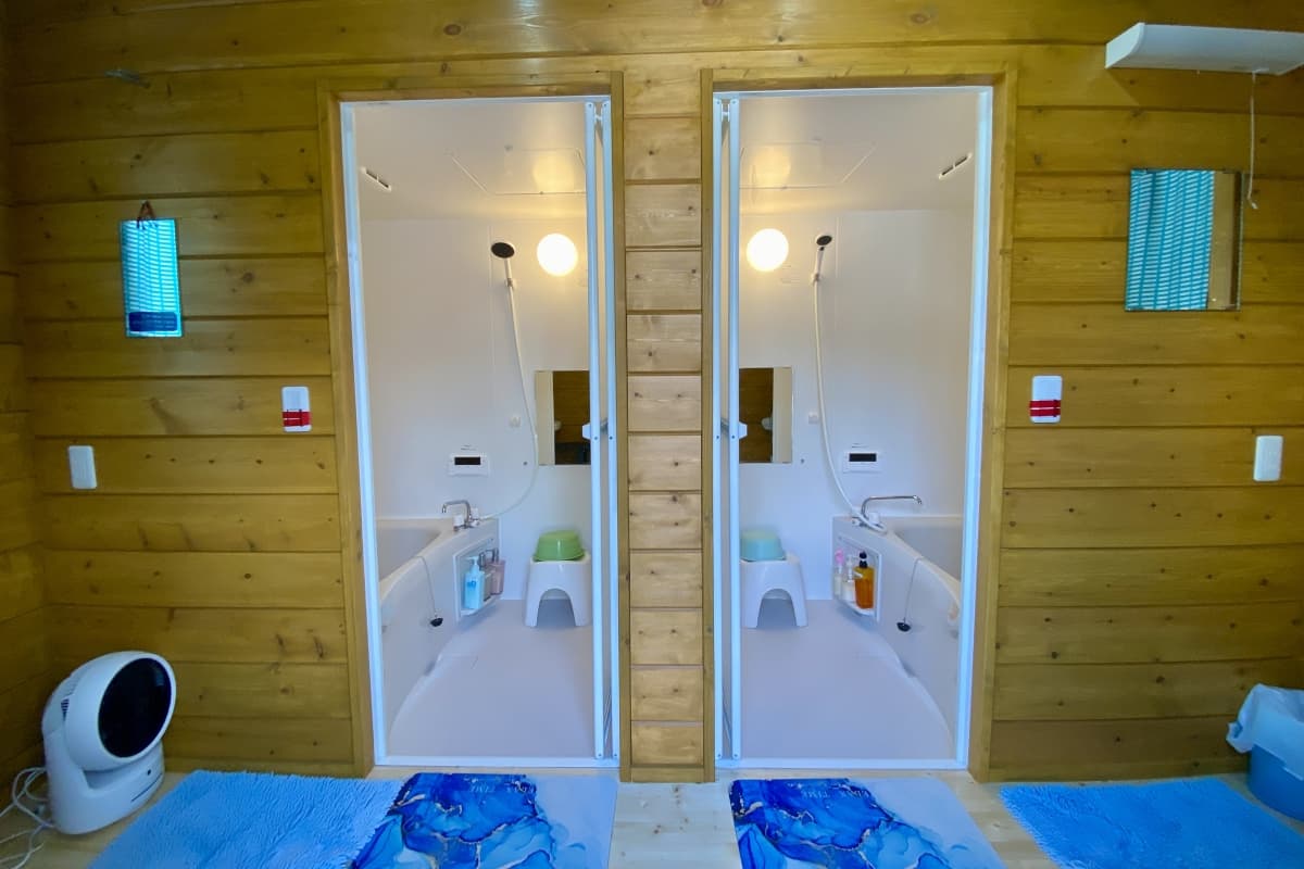 scuba diving, snorkeling, izu oshima island, tokyo, japan, Pension Ichi Maru Ichi, Sea Honet D.C, facilities, bathroom, shower