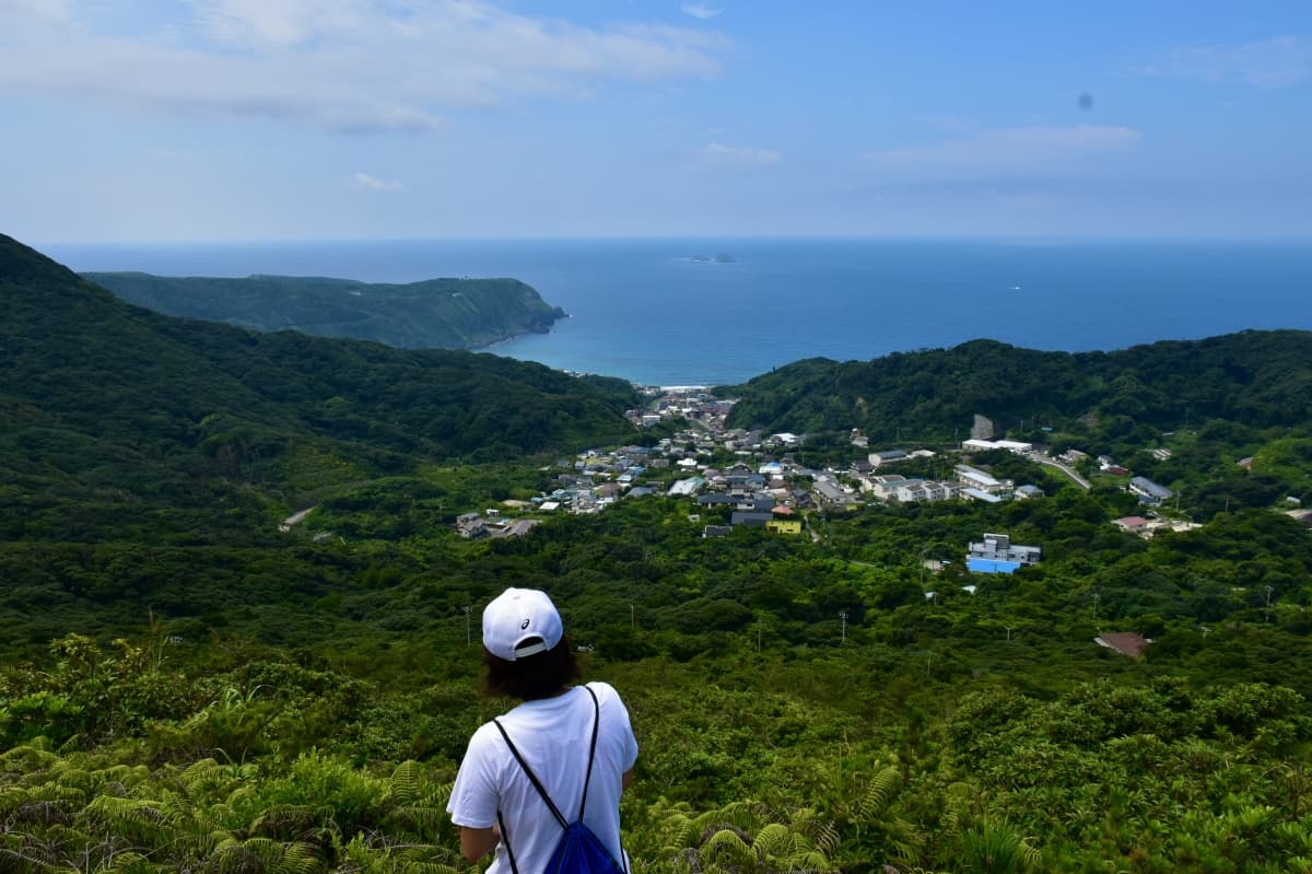 The Tokyo Islands A Volcanic World Just Beyond Tokyo, izu islands, tokyo, japan, near Tokyo, close to Tokyo, day trip, short trip, adventure, kozushima, Mount tenjo