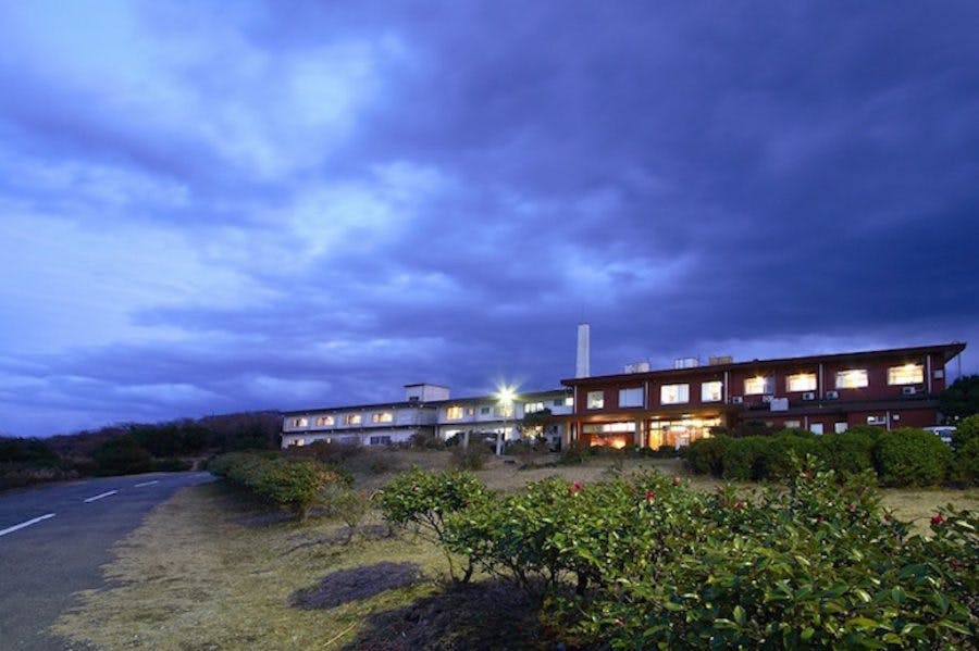 Oshima Onsen Hotel: The Classic Japanese hotel for an Island Stay