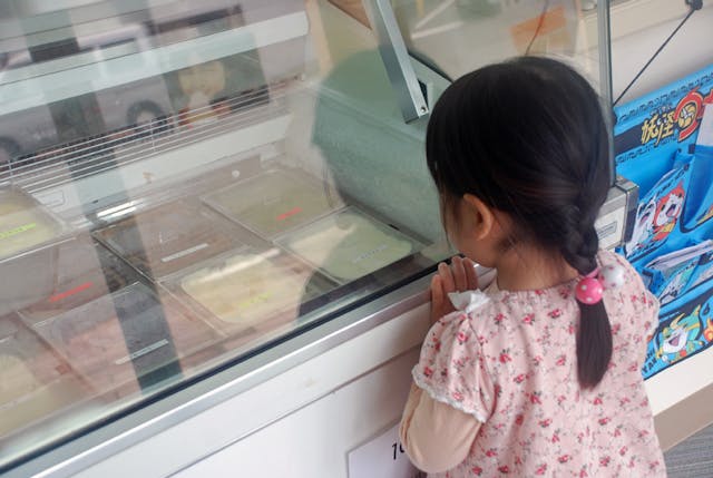 Toriton: Locals love their ice cream made from local ingredients in the Motomachi area