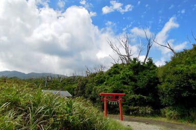 Shiitori Shrine – A Spiritual Spot Buried Under Lava