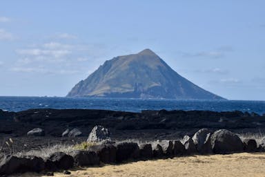 Hachijo Kojima (uninhabited island)